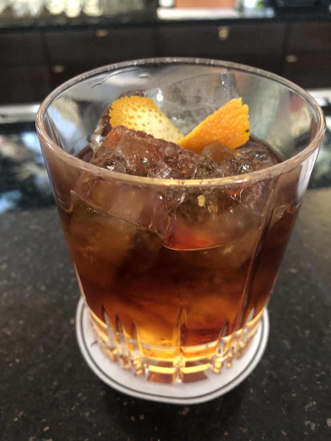 Henry's Bar